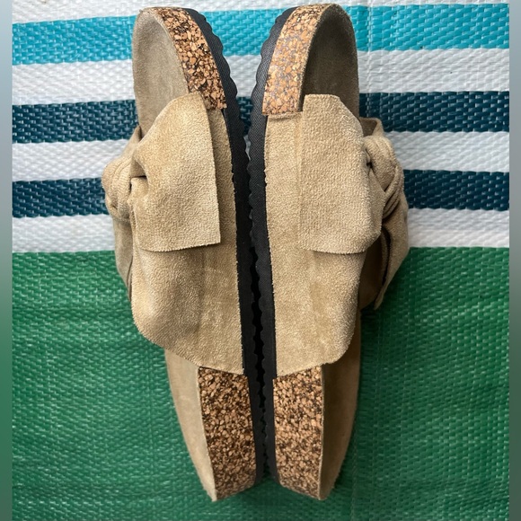 🎉✨ FOREVER LINK- Ingrid Bow Tan Suede Slide Sandals Women's Size 10 NWOT - Picture 6 of 15